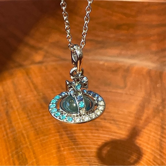 Vivienne Westwood Silver blue Necklace Orb - Picture 5 of 7